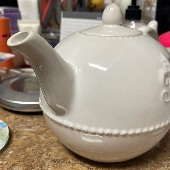 Anthropologie Fleur De Lys Teapot - Picture 4 of 7